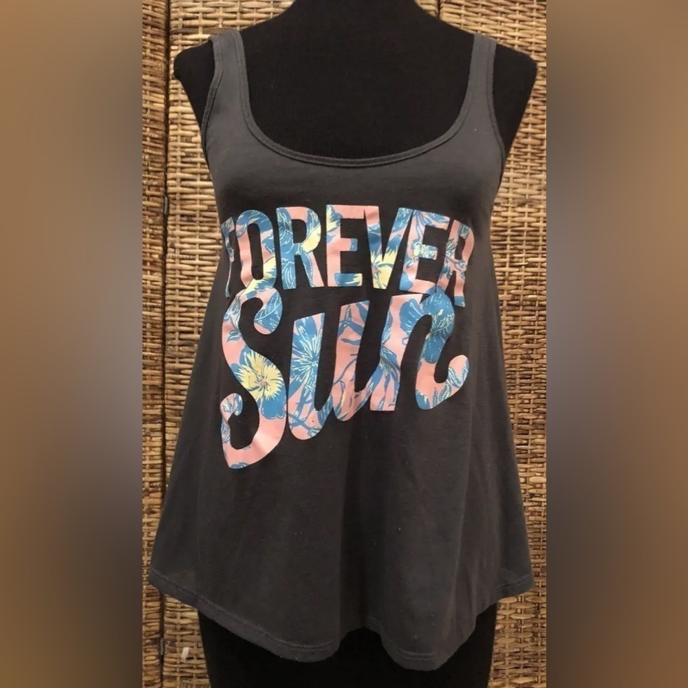 3 Shirts for $25 NWT AMERICAN EAGLE OUTFITT GRAPHIC ALOHA TANK FOREVER” SIZE S